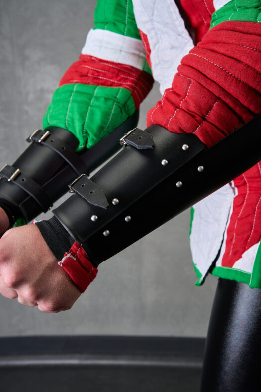 Plastic Sakhnovki Bracer