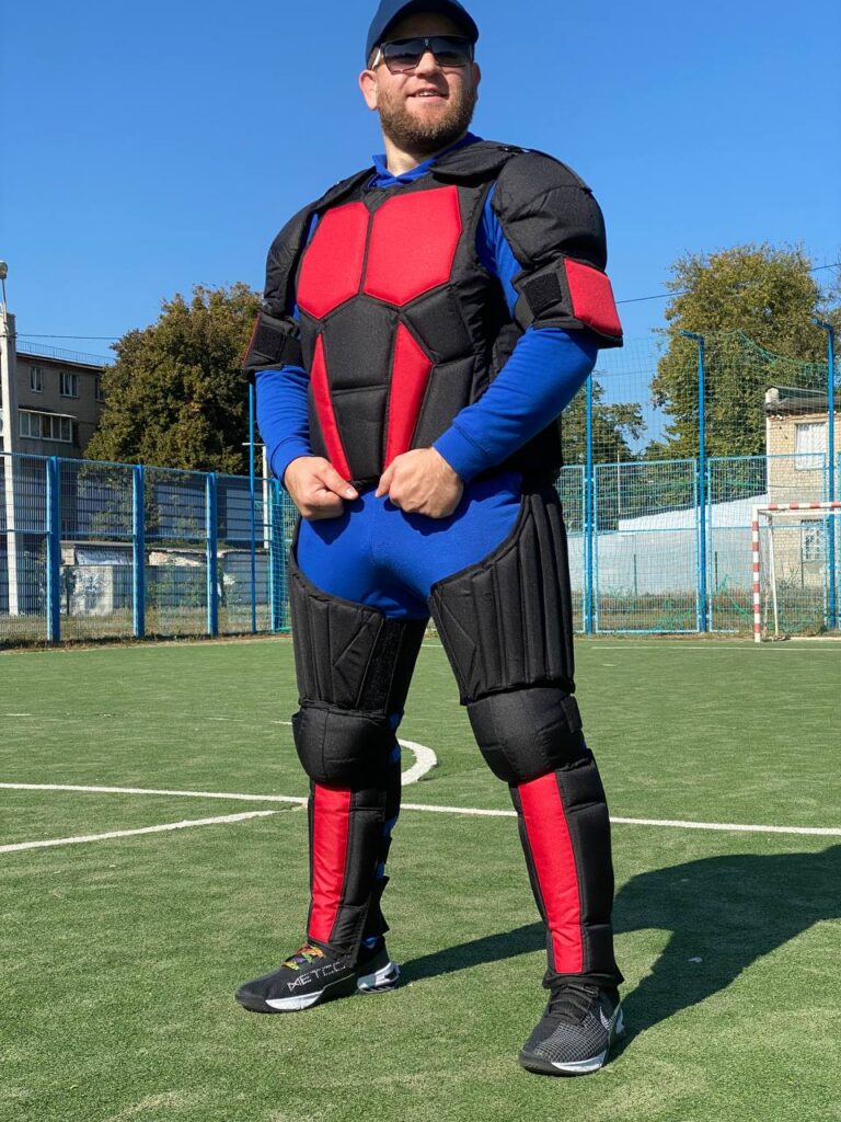 photo_5242422625093929816_y