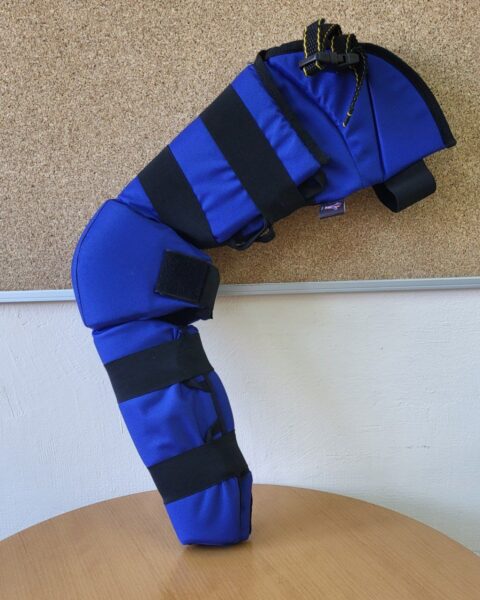 Full leg protection with belt in size XS Full leg protection with belt in size XS