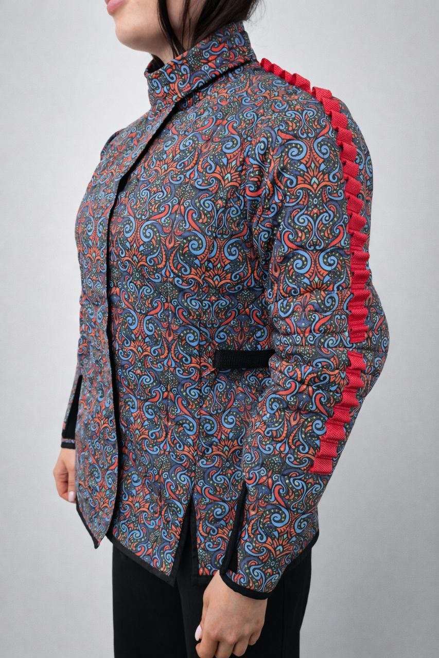 photo_5368797253188916343_y