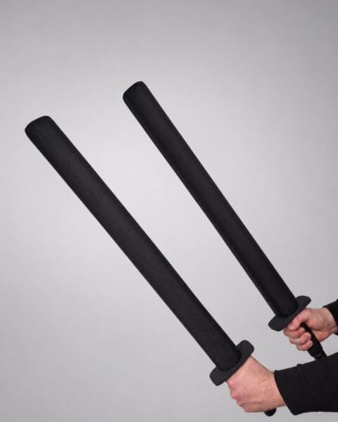 A bundle of two 90 cm swords