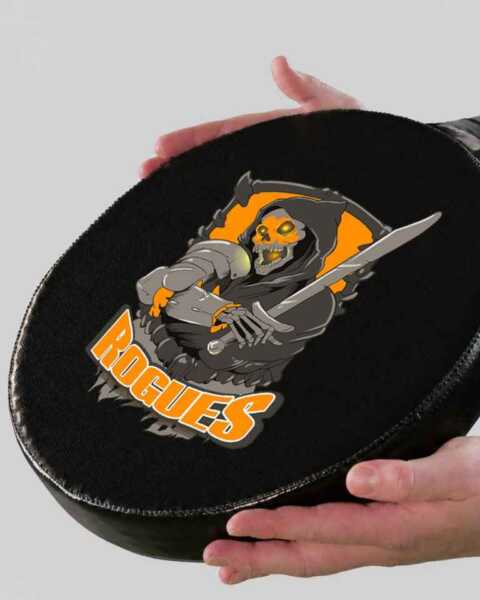 Buckler shield with emboidery team logo Rouges