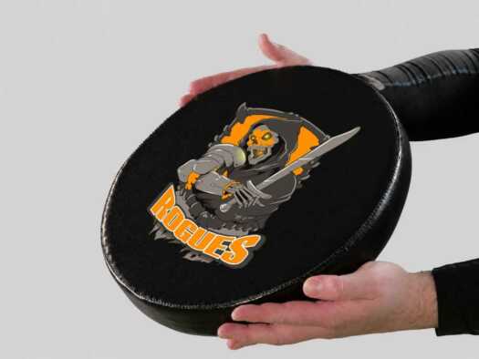 Buckler shield with emboidery team logo Rouges