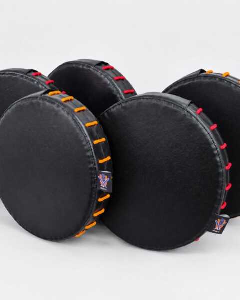 A bundle of five shields buckler mini 25 cm A bundle of five shields buckler mini 25 cm